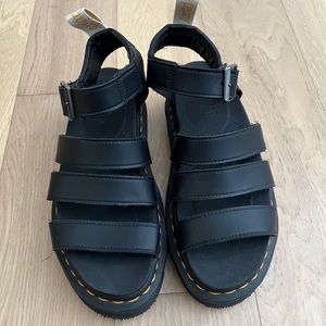 Dr. Martens Sandal